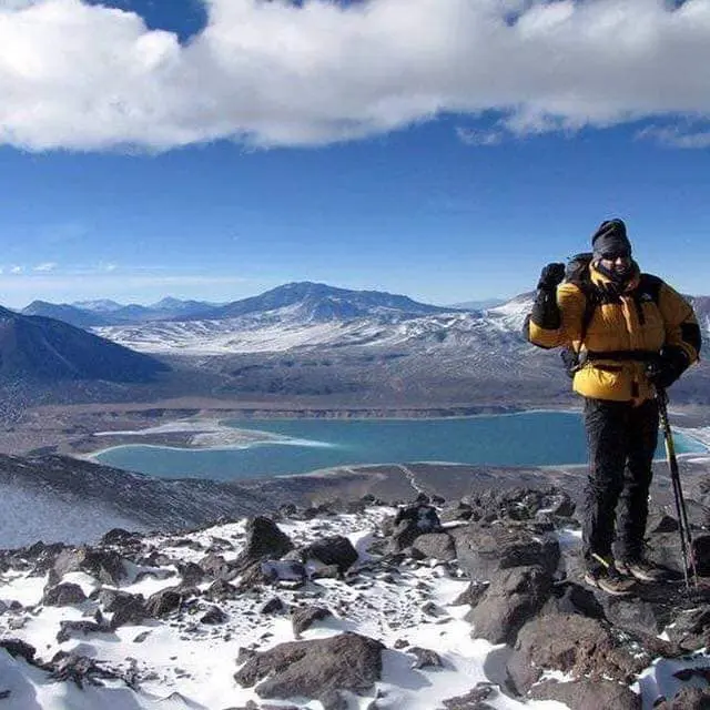 Ascenso al Volcán Llaima: Guía Completa de Montaña en el Conguillío