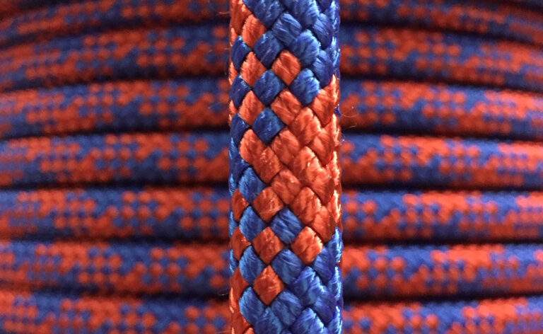 (Guía) Cómo Elegir la Mejor Cuerda de Escalada